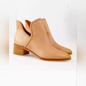 Lucky Brand tan Terisha booties size 9.5